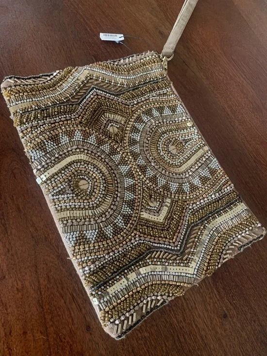 NWT, Deco Vibes Beaded Wristlet with Removable Gold Chain Crossbody Strap - Picture 4 of 11